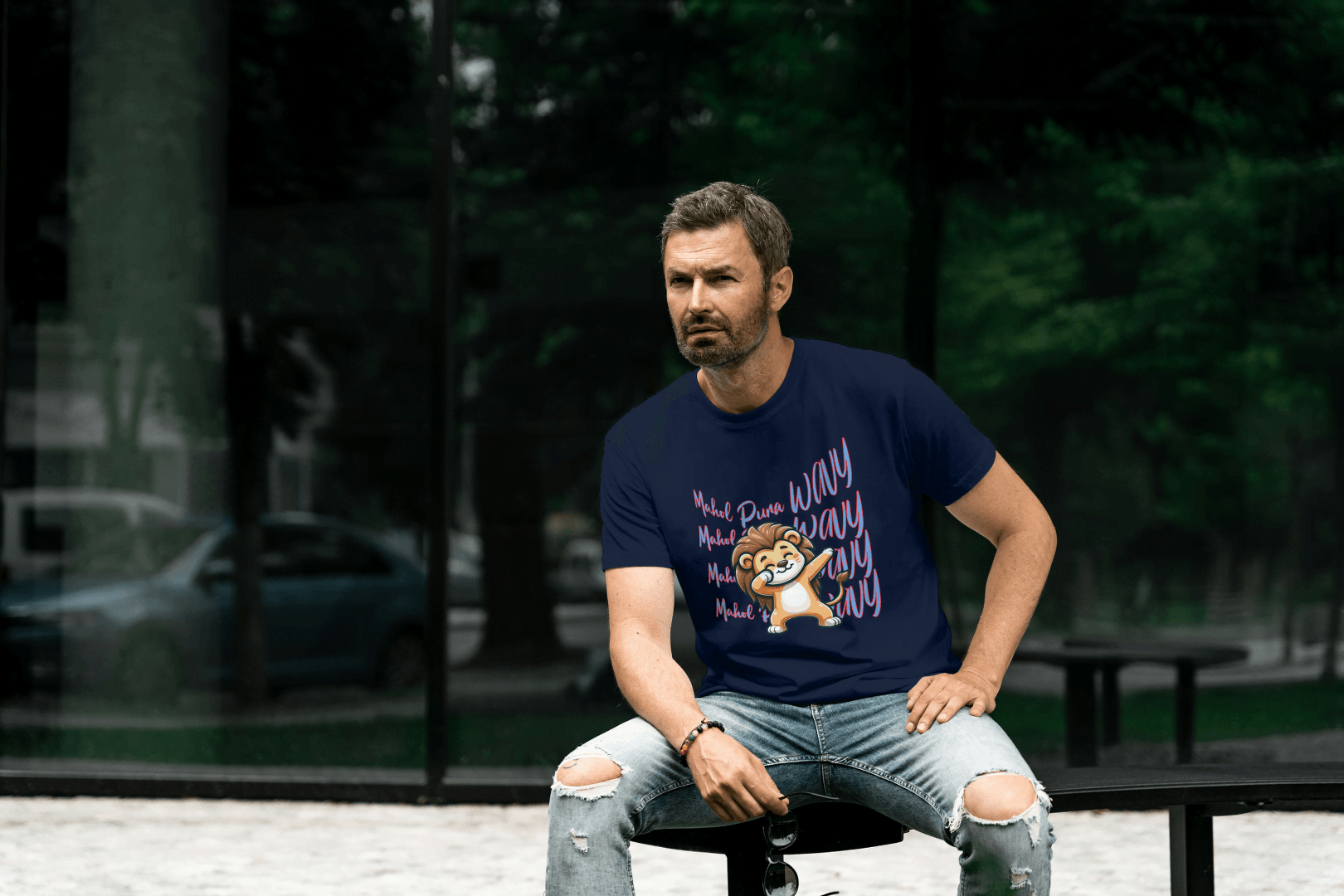 Mahol Pura Wavy: Playful Cute Lion Cub Graphic Tee - Essentia Attire
