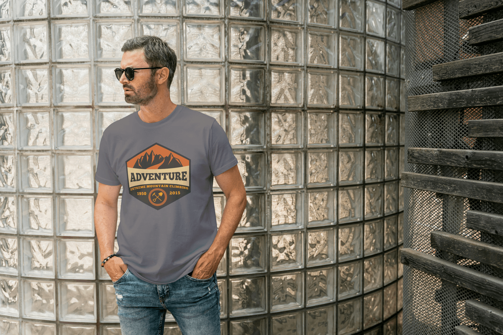 Adventure Extreme Mountain Climbing: Vintage Mountaineering Tee - Essentia Attire