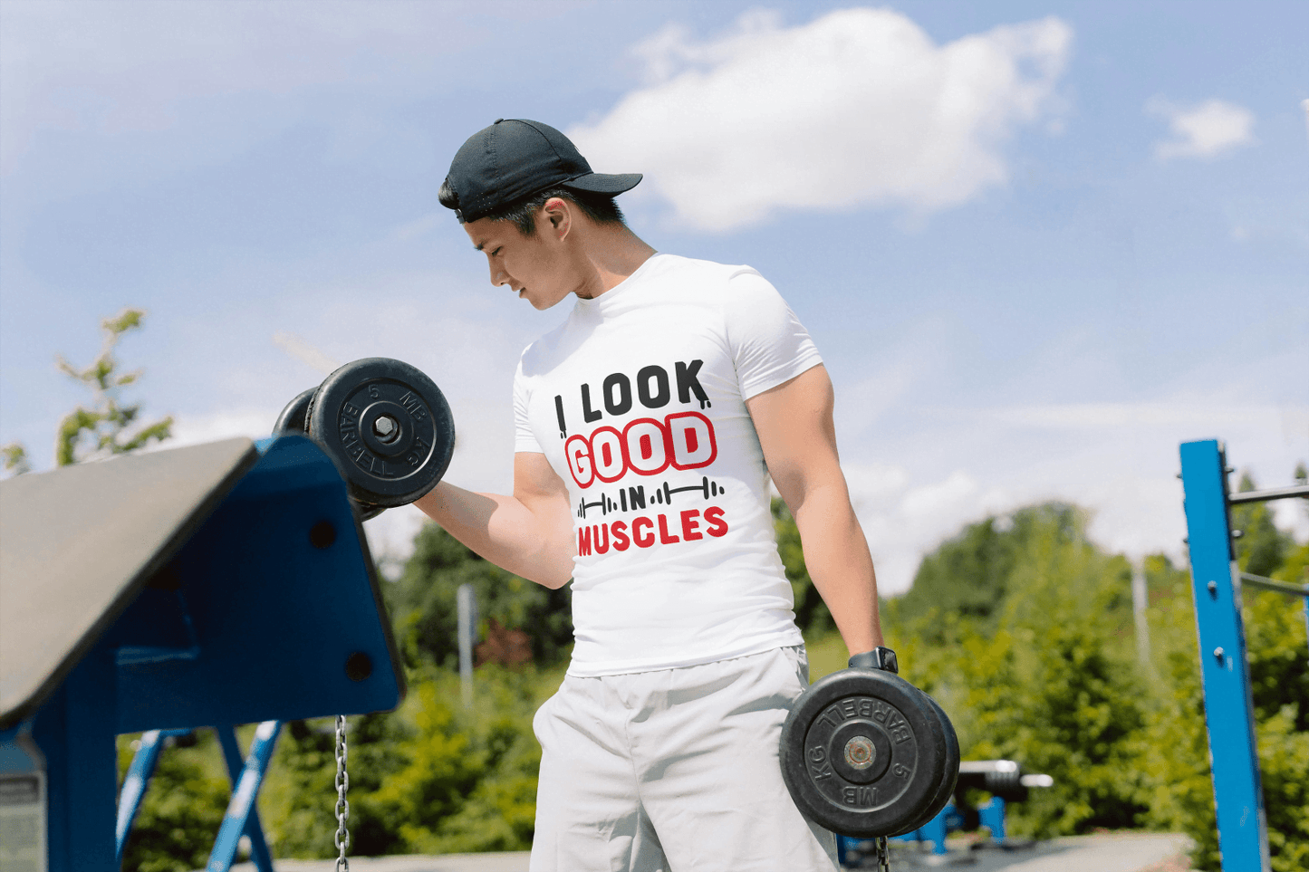 I Am My Motivation Gym: Self-Driven Fitness Tee - Essentia Attire