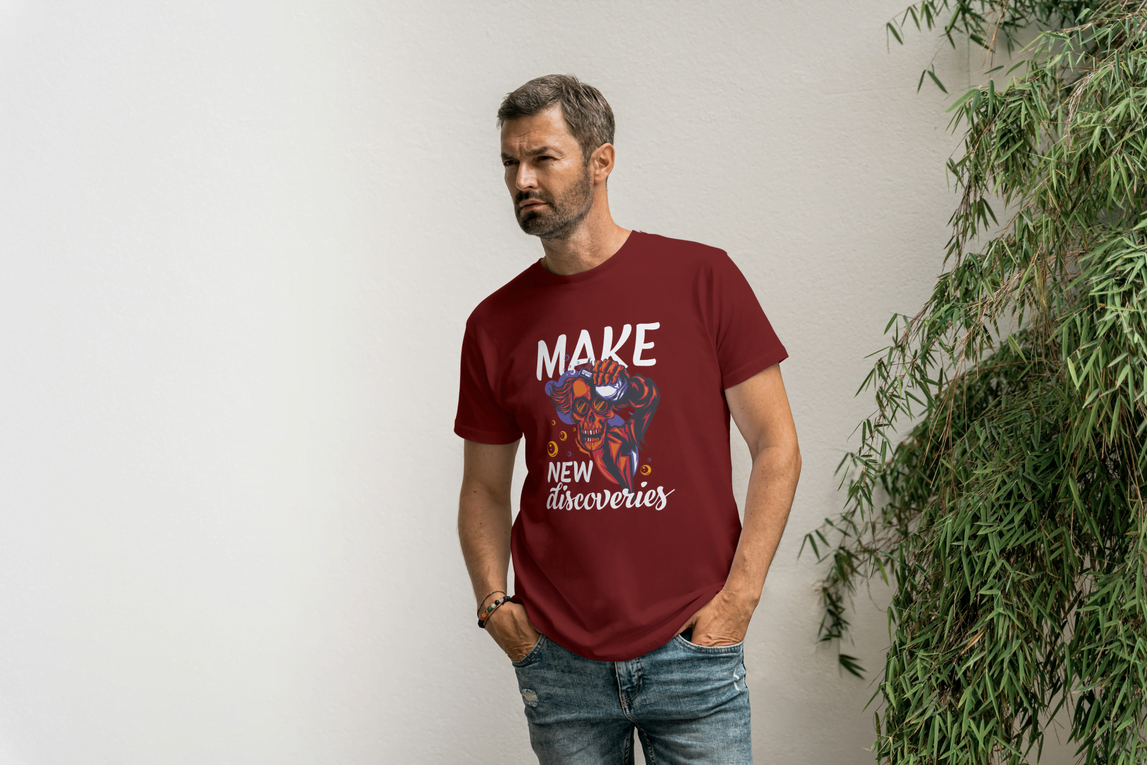 "Make New Discoveries" Skull: Quirky Science & Exploration Tee - Essentia Attire