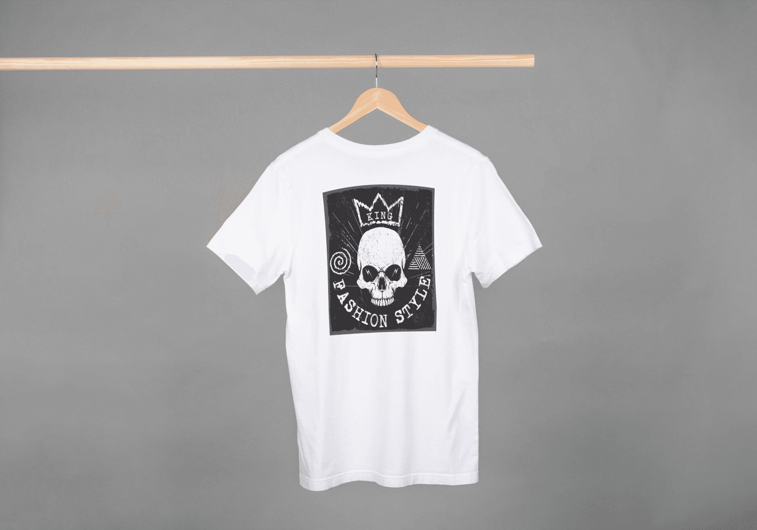 King Skull Fashion Style: Edgy Crown Skull Tee - Essentia Attire